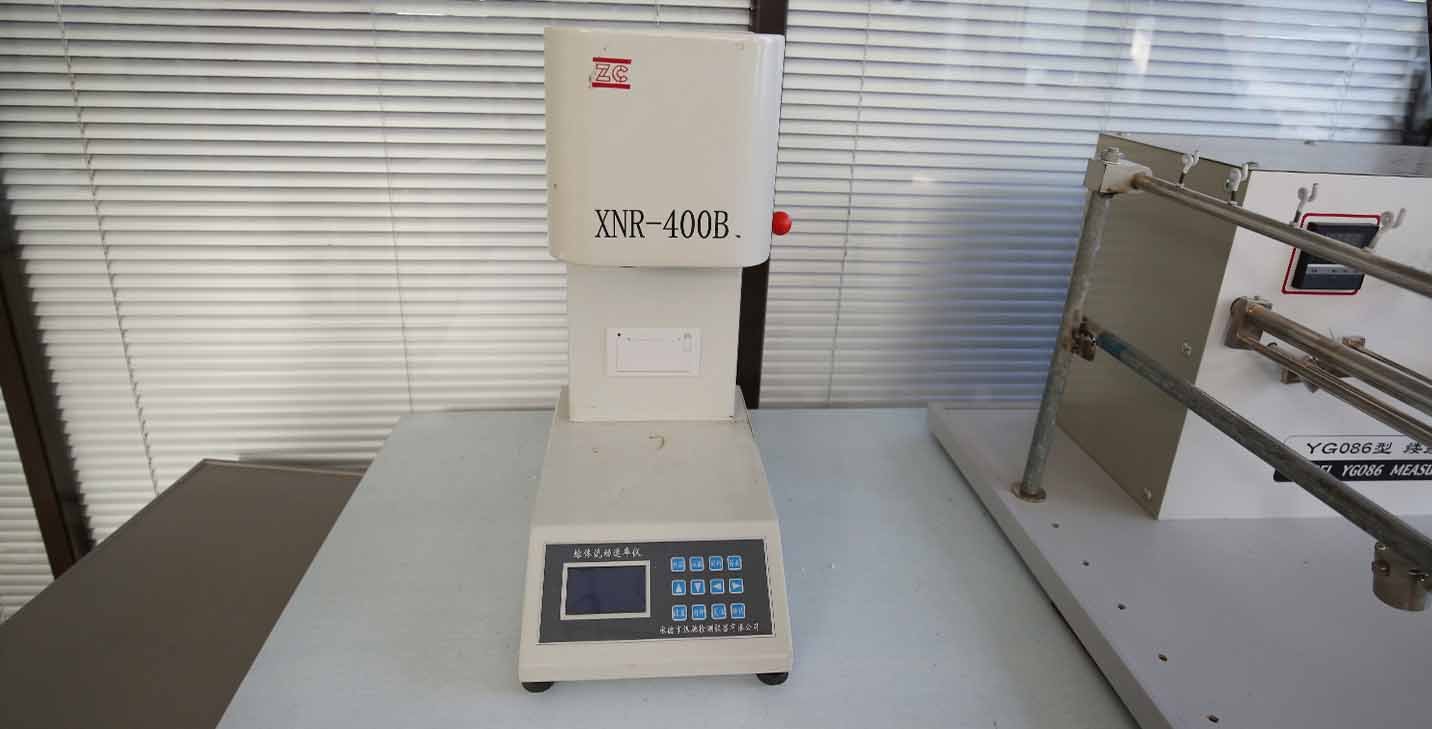 Melt flow rate meter inspecting polypropylene resin before PP woven bag and FIBC bag production.