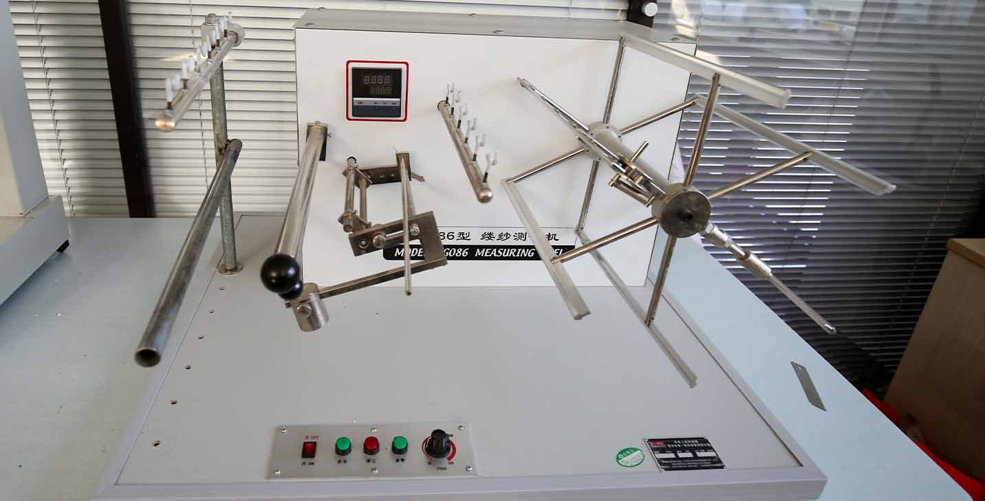 Yarn length measuring machine used to inspect polypropylene yarn for PP woven bags and FIBC bags.